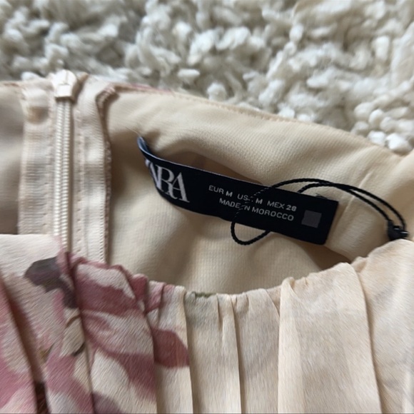 Zara dress medium never worn - Picture 2 of 2